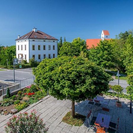 Hotel Parsberg Пухайм Екстериор снимка