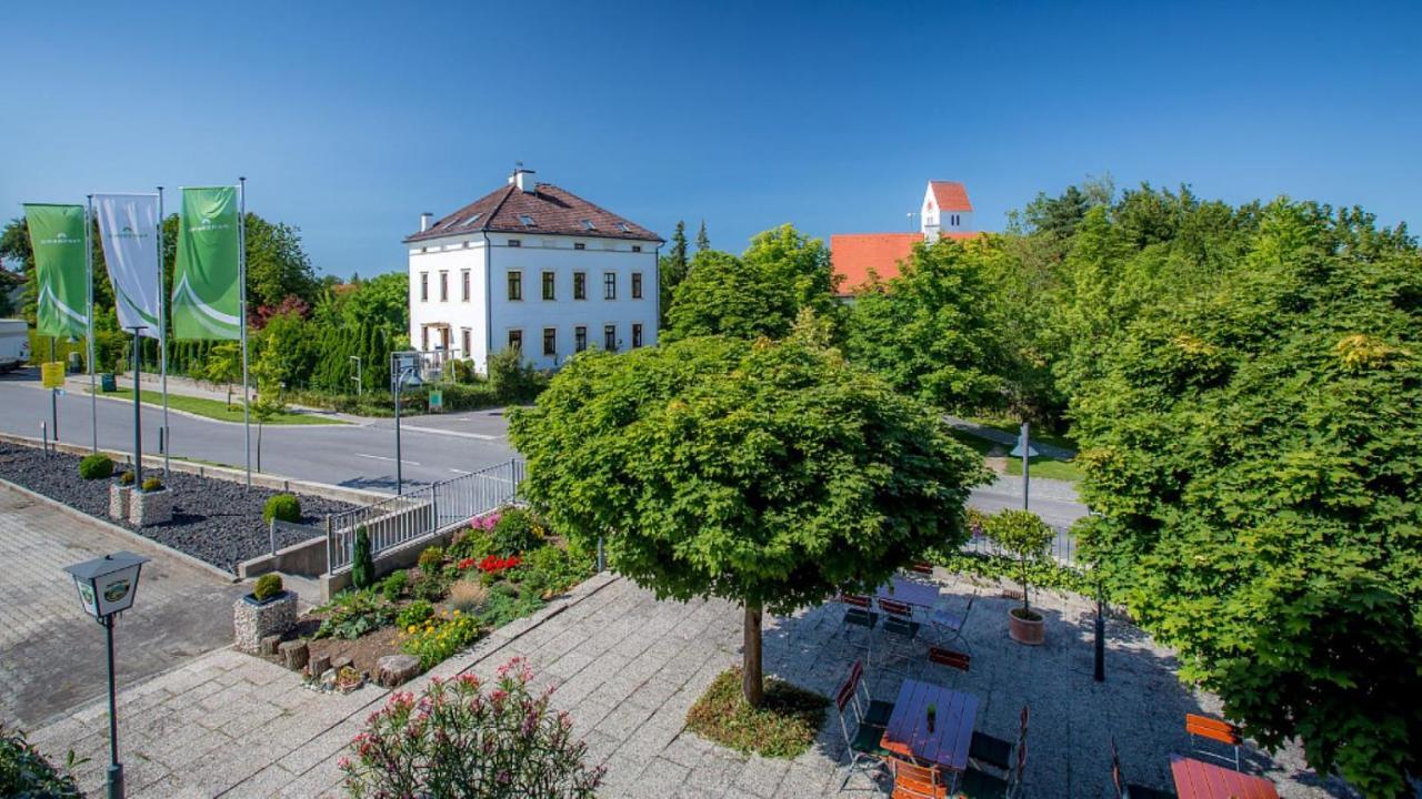 Hotel Parsberg Пухайм Екстериор снимка