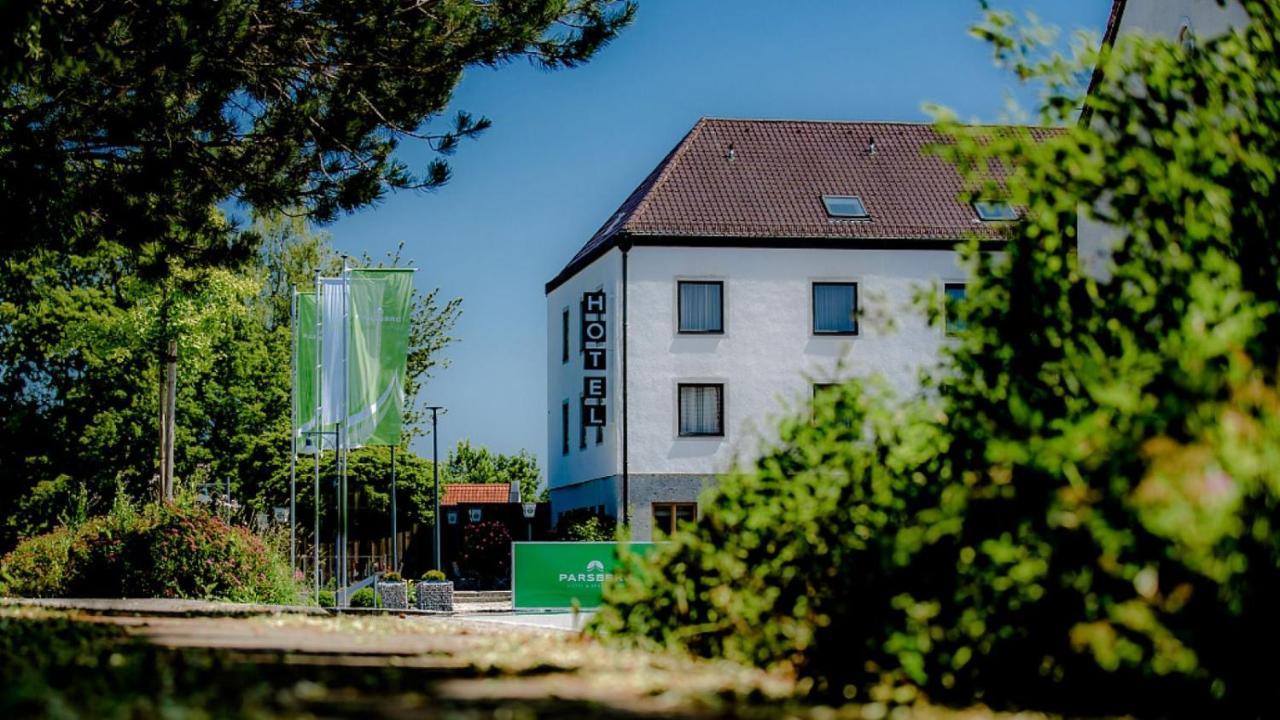 Hotel Parsberg Пухайм Екстериор снимка